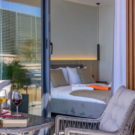 Βίλα Safran Flower Κας